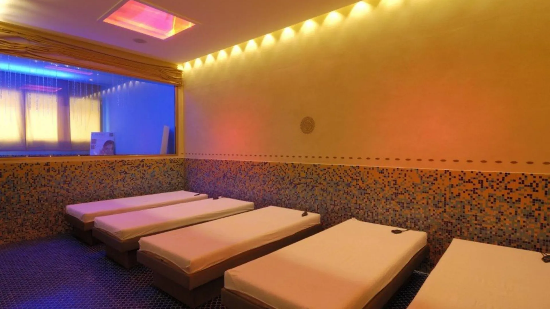 Comfortable Flat With Sea View In 비비오네 아파트